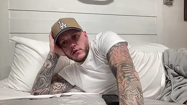 Thegreatwhitepipe online show from September 22, 10:06 am