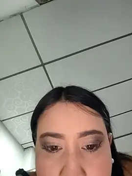 mialorents online show from October 10, 6:29 pm