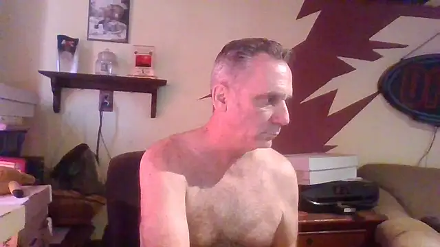 HunkofRock online show from October 15, 3:45 pm