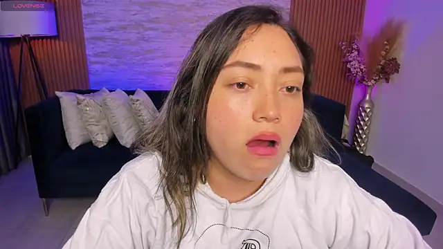 heidy johns online show from November 20, 3:07 am