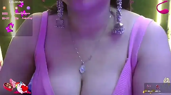 Snapshot of Hot_Anshi120 chatting on March 21, 5:00 am Hot Anshi120 online show from March 21, 5:00 am