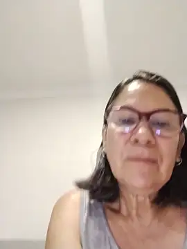 victoria wayne online show from June 6, 9:14 am