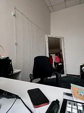 Juicy PeachLux online show from March 20, 9:59 am