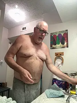 superbearboss online show from March 8, 9:07 pm