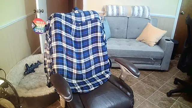 superbearboss online show from March 26, 7:41 pm