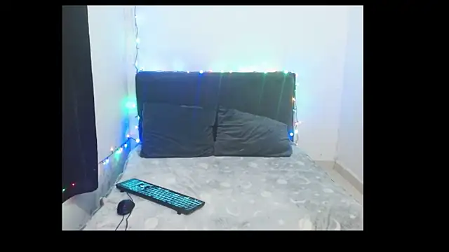 isabel-nashyeli online show from March 7, 8:56 am