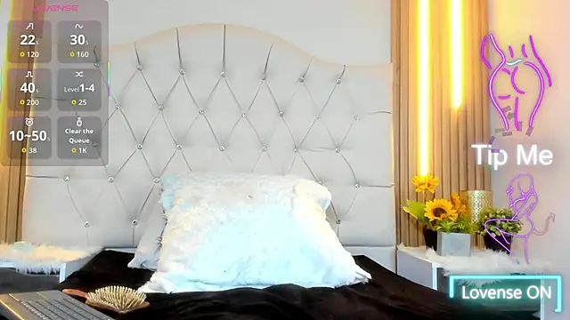 Snapshot of Alexa_Bravva chatting on November 10, 4:44 am Alexa Bravva online show from November 10, 4:44 am