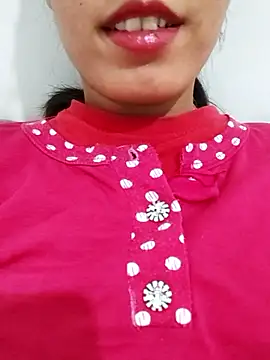 Snapshot of saraaxx1 chatting on November 14, 9:52 am saraaxx1 online show from November 14, 9:52 am