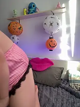 MiraLuccian online show from October 15, 2:06 pm