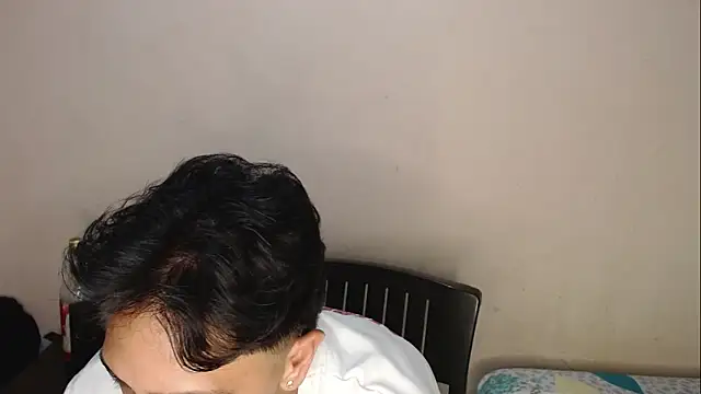 Snapshot of Monkey_uchiha777 chatting on September 21, 12:23 am Monkey uchiha777 online show from September 21, 12:23 am