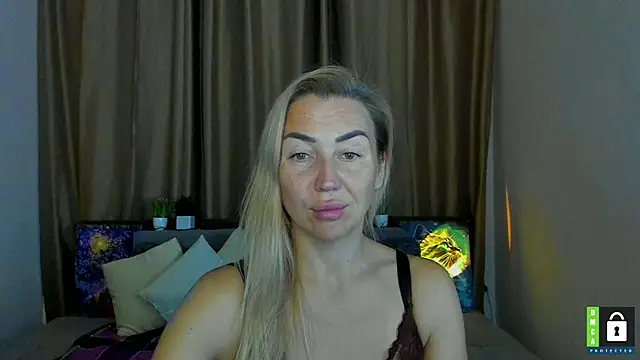 Kiss julli88I online show from November 6, 6:31 pm