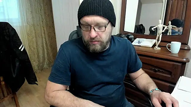 Grandor M online show from March 16, 2:00 pm