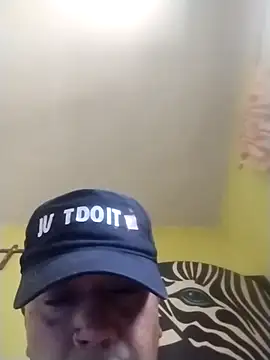 Brianmexboy online show from March 16, 7:49 pm