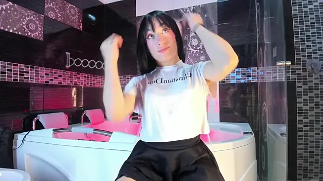 Small Hot19 online show from October 16, 10:38 am