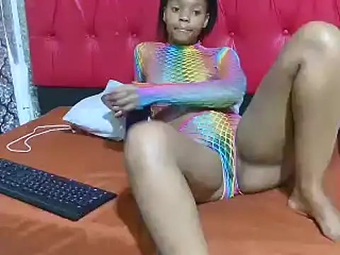 BondiBitch online show from March 10, 9:18 pm