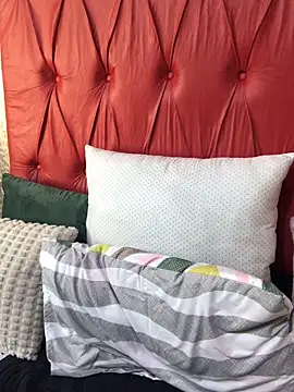 BondiBitch online show from October 7, 9:28 am