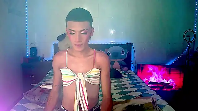 KimberlyXtreme online show from December 15, 1:15 pm