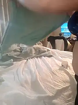 Snapshot of KITTYBOOBOOFUXX chatting on November 24, 9:58 pm KITTYBOOBOOFUXX online show from November 24, 9:58 pm