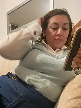 Luna-nevada online show from February 15, 1:24 am