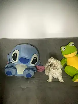 Snapshot of Mia_cullen_ chatting on September 16, 8:26 am Mia cullen online show from September 16, 8:26 am