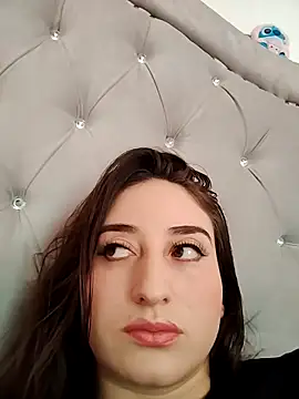 Snapshot of KARINA_FLOWER_ chatting on October 15, 7:03 pm KARINA FLOWER online show from October 15, 7:03 pm