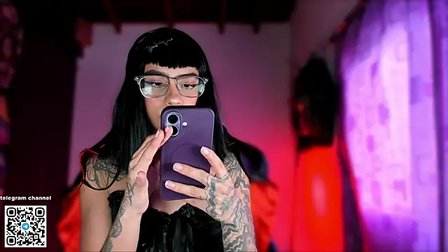 sofiafenty online show from February 3, 7:52 pm