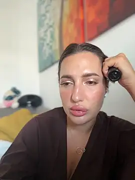 Snapshot of AleksandraRich chatting on January 15, 3:11 am AleksandraRich online show from January 15, 3:11 am