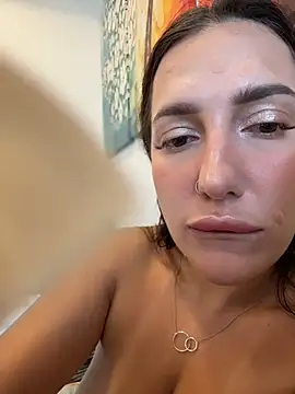 Snapshot of AleksandraRich chatting on January 16, 1:09 am AleksandraRich online show from January 16, 1:09 am