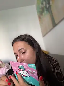 Snapshot of AleksandraRich chatting on February 6, 4:06 am AleksandraRich online show from February 6, 4:06 am