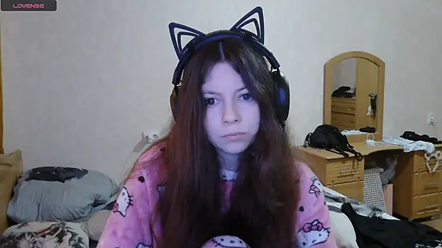 Snapshot of RendyDow chatting on October 23, 8:24 am RendyDow online show from October 23, 8:24 am