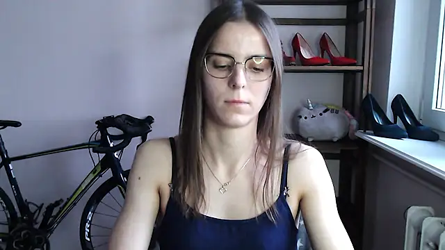 love megi online show from January 12, 2:44 pm