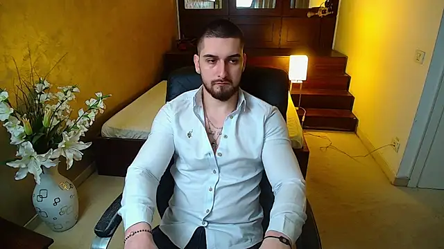 Snapshot of MatiasDean chatting on March 8, 5:28 am MatiasDean online show from March 8, 5:28 am
