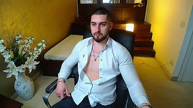 Snapshot of MatiasDean chatting on March 8, 9:28 am MatiasDean online show from March 8, 9:28 am