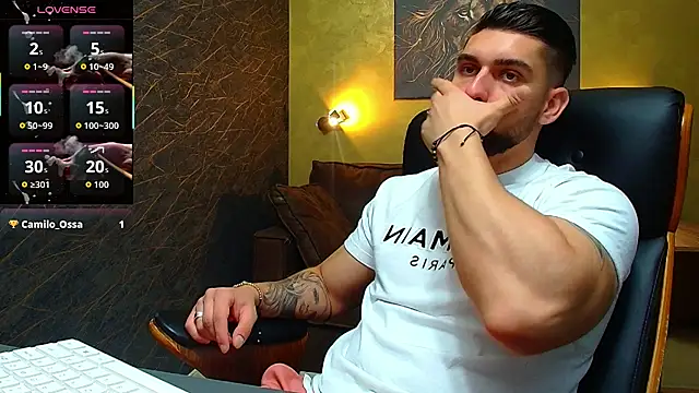 Snapshot of MatiasDean chatting on September 10, 4:45 am MatiasDean online show from September 10, 4:45 am