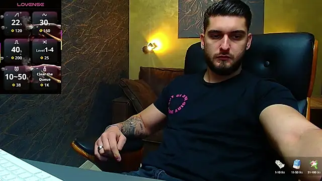 Snapshot of MatiasDean chatting on September 21, 4:58 am MatiasDean online show from September 21, 4:58 am