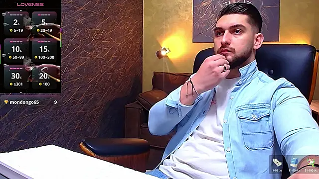 Snapshot of MatiasDean chatting on September 30, 4:50 am MatiasDean online show from September 30, 4:50 am