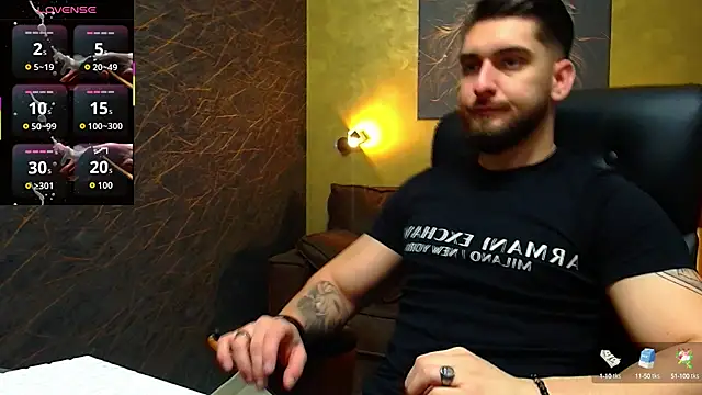 Snapshot of MatiasDean chatting on October 9, 5:05 am MatiasDean online show from October 9, 5:05 am