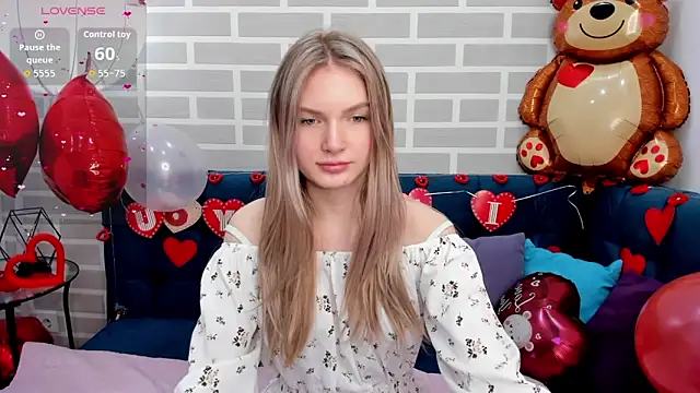 EvelineAmore online show from February 8, 8:51 am