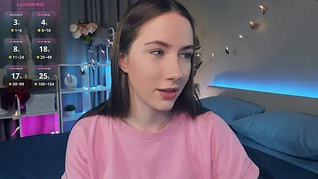 Snapshot of Kira_mindnes chatting on March 15, 7:59 pm Kira mindnes online show from March 15, 7:59 pm