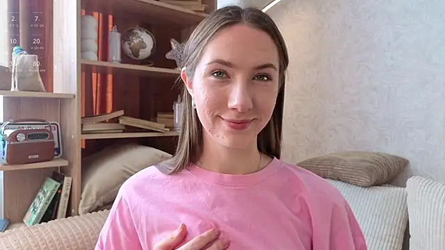 Snapshot of Kira_mindnes chatting on September 9, 6:24 am Kira mindnes online show from September 9, 6:24 am