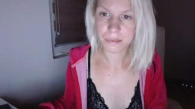 ElssaRush online show from September 19, 3:19 am