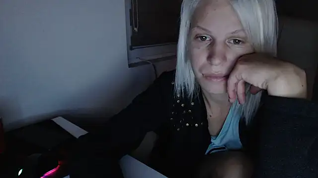 ElssaRush online show from September 25, 2:04 am