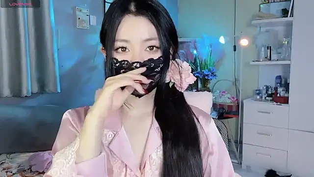 Snapshot of MI_KA22 chatting on March 14, 2:52 pm MI KA22 online show from March 14, 2:52 pm