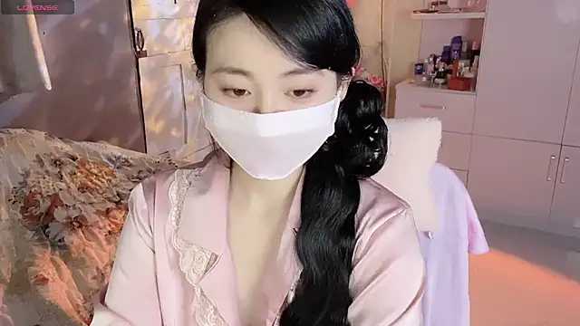 Snapshot of MI_KA22 chatting on March 17, 2:45 pm MI KA22 online show from March 17, 2:45 pm