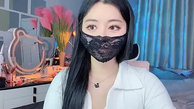 Snapshot of MI_KA22 chatting on October 25, 7:05 am MI KA22 online show from October 25, 7:05 am