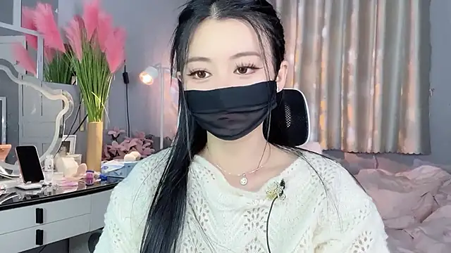 Snapshot of MI_KA22 chatting on November 4, 6:12 am MI KA22 online show from November 4, 6:12 am