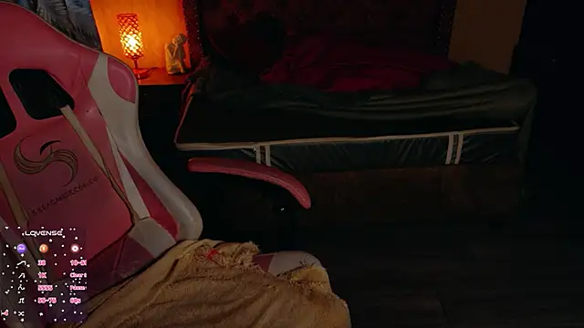 sweet  thang online show from March 31, 11:21 am