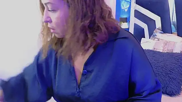 weet Evans    online show from March 18, 4:37 am