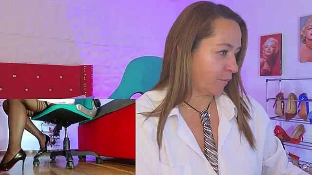 weet Evans    online show from October 7, 3:36 am