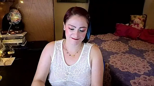 Snapshot of ValkaBlue chatting on March 18, 2:58 am ValkaBlue online show from March 18, 2:58 am